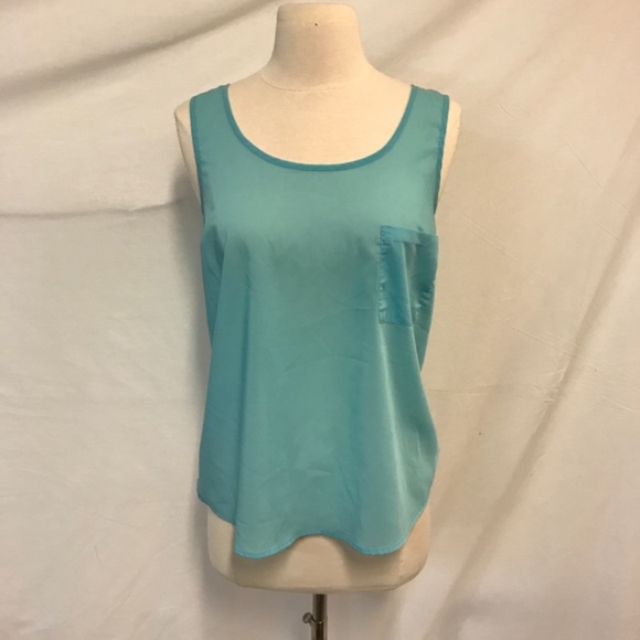 Ambiance Apparel Light Sheer Tank Top Size Medium - Picture 1 of 8